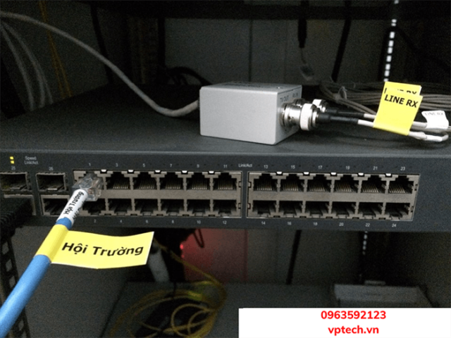Máy in nhãn Brother PT-E550WVP
