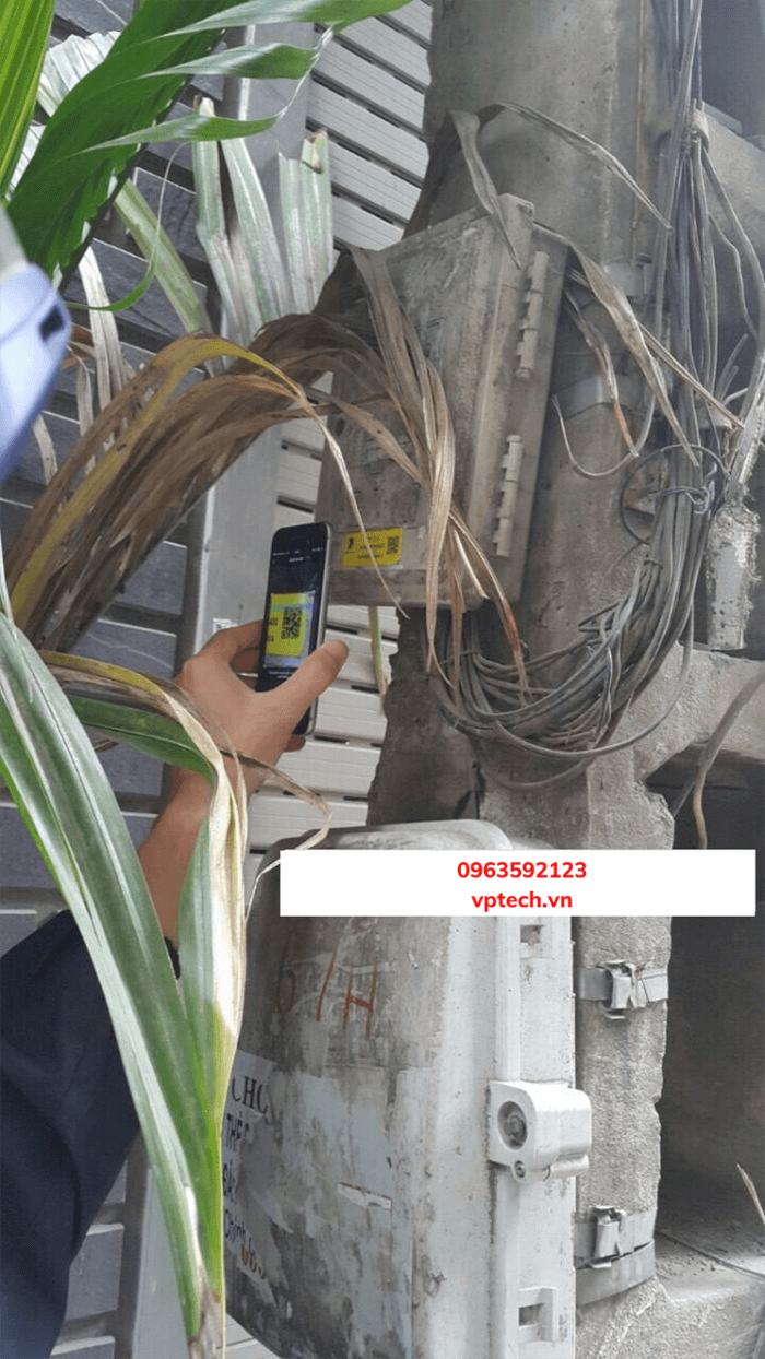 Máy in nhãn Brother PT-E550WVP